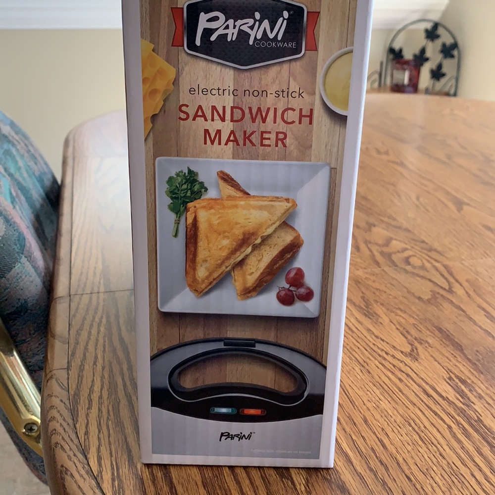 Parini electric non-stick sandwich maker. Brand new - Picture 4 of 4